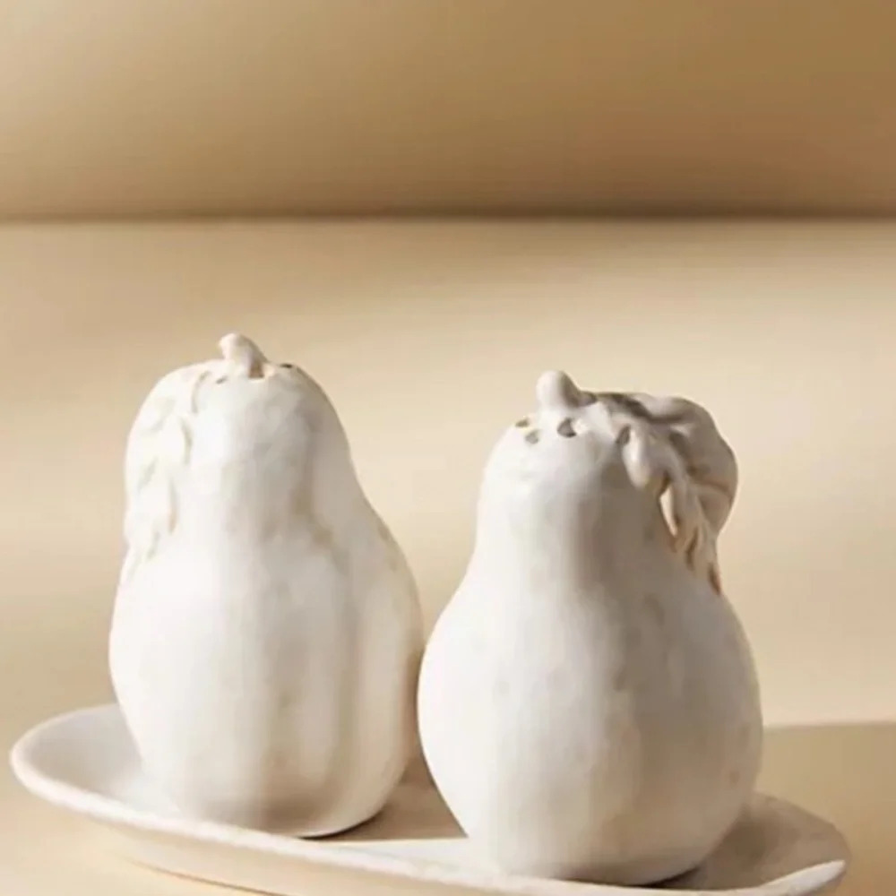 Anthropologie Pear Salt and Pepper Shakers - Picture 2 of 2